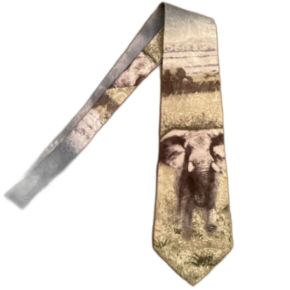 WEMBLEY ENDANGERED SPECIES 100% SILK TIE ELEPHANT 4" - Picture 1 of 5